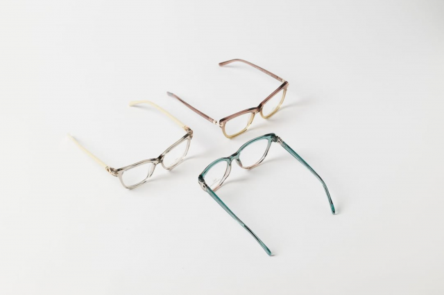 Amarcord multi-layered color optical frame for women