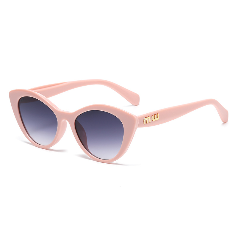 Best Selling Designer Eyewear for Women Outfits Women Cat Eye UV400 Sunglasses Eco-Friendly PC Glasses