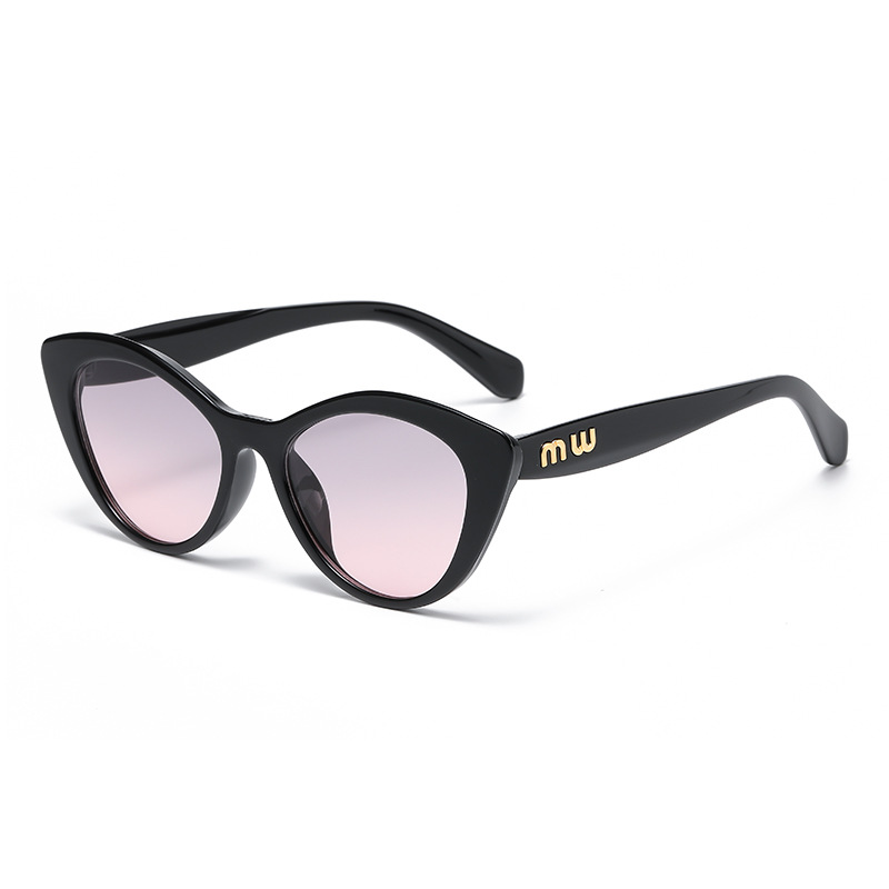 Best Selling Designer Eyewear for Women Outfits Women Cat Eye UV400 Sunglasses Eco-Friendly PC Glasses