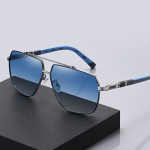 Spot Wholesale Fashion Men's Polarized Sun Glasses Large Frame UV400 Protection Mirror Lens Carbon Fiber Temple Pilot Sunglasses