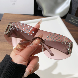 New Stylish Handmade Dot-decorated Women's Oversized Rimless Sunglasses UV400 Diamond-accented Fashionable Square Frame