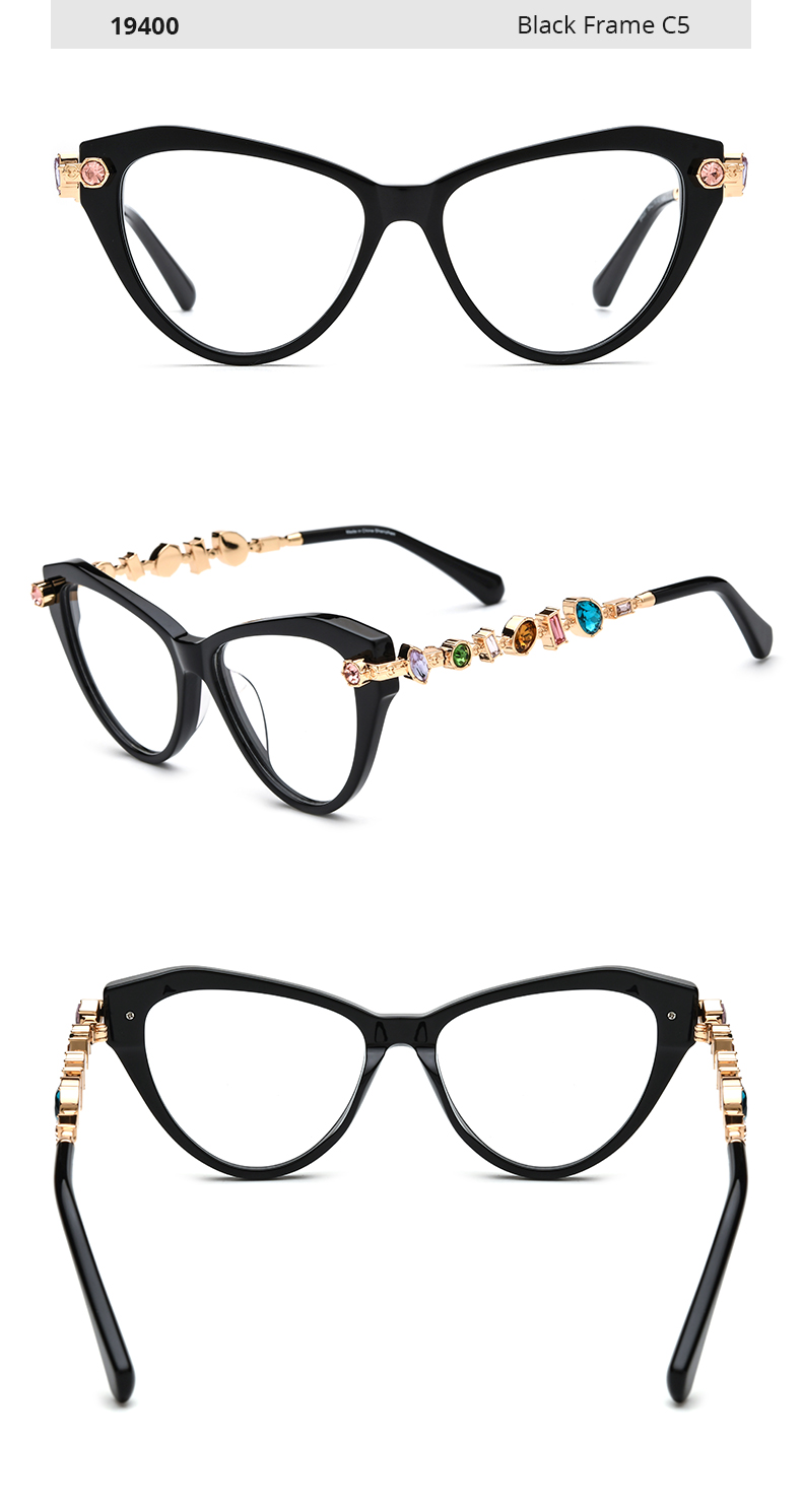 Eyewear Showcase