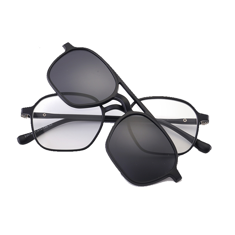 Clip on Polarized Sunglasses Display