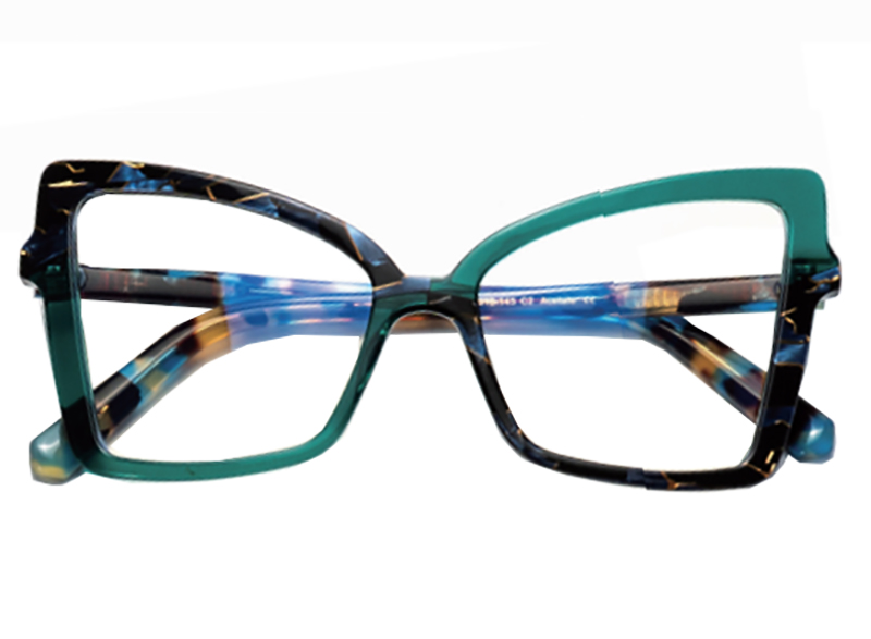Eyewear Showcase